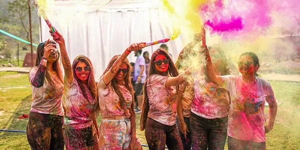 Holi Party & Celebration Package In Rishikesh